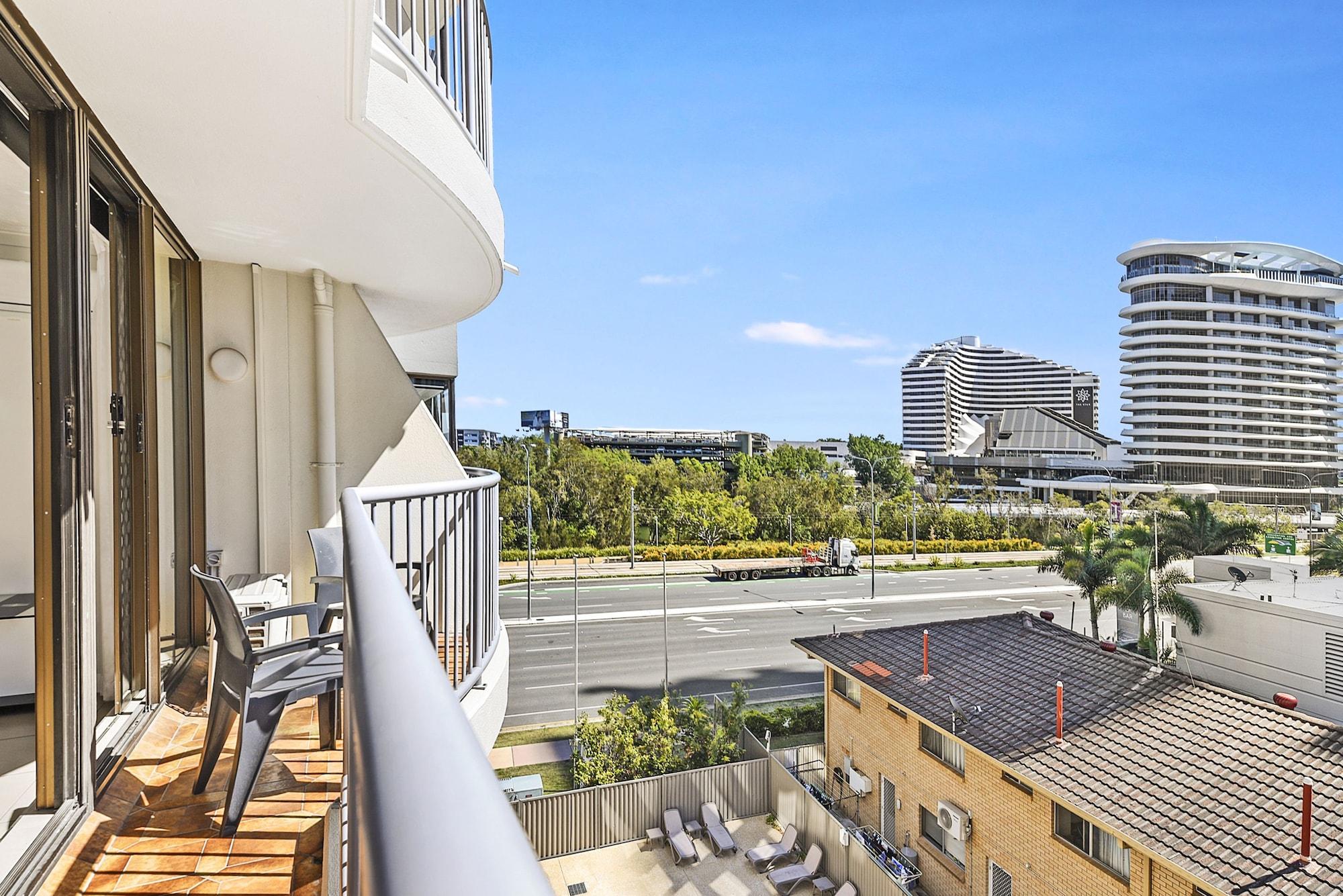 Broadbeach Travel Inn Apartments Gold Coast Exterior foto