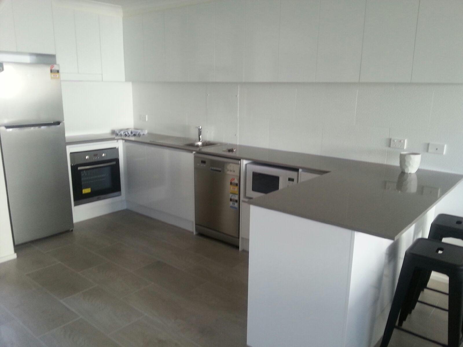 Broadbeach Travel Inn Apartments Gold Coast Exterior foto