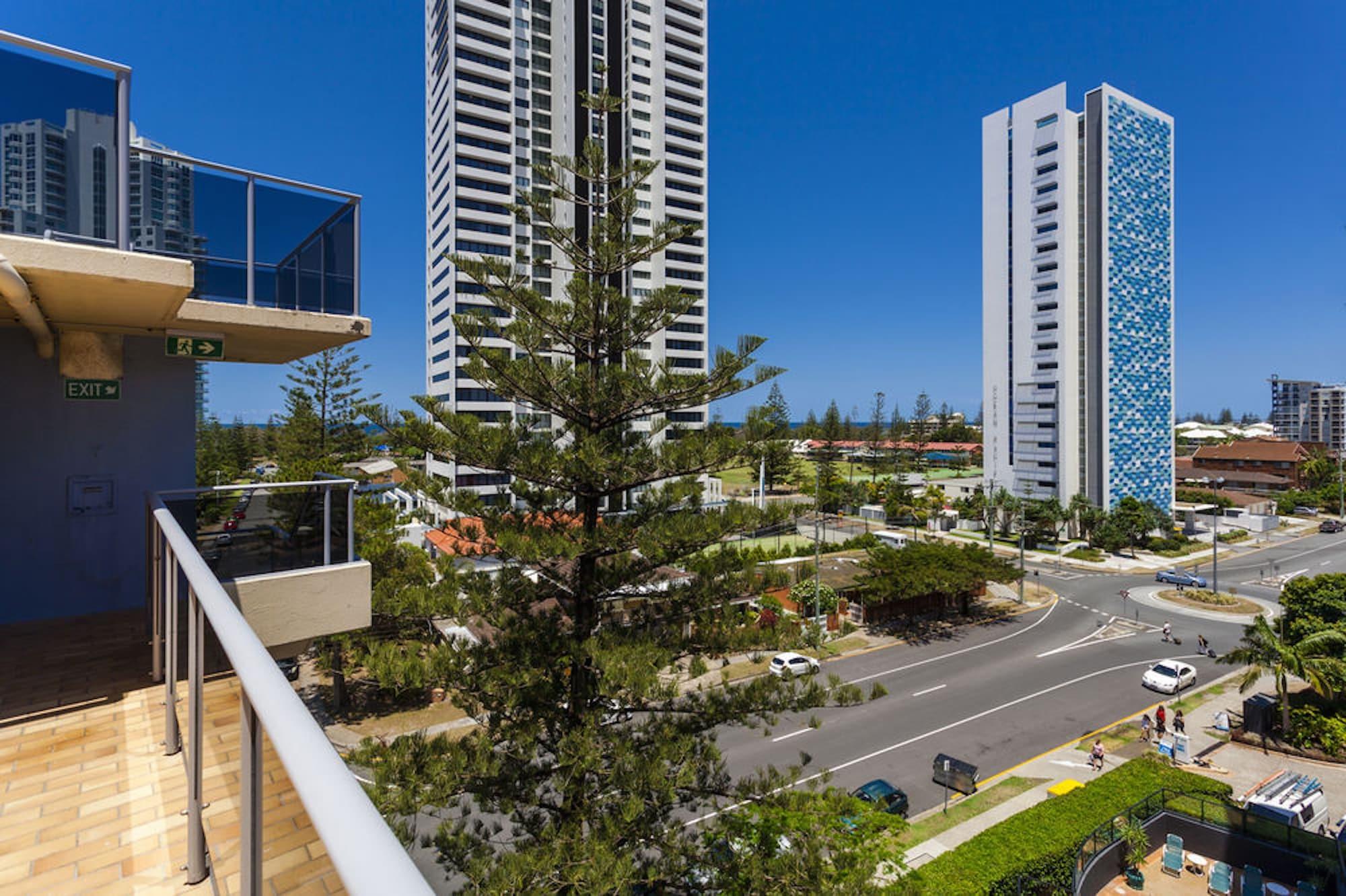 Broadbeach Travel Inn Apartments Gold Coast Exterior foto