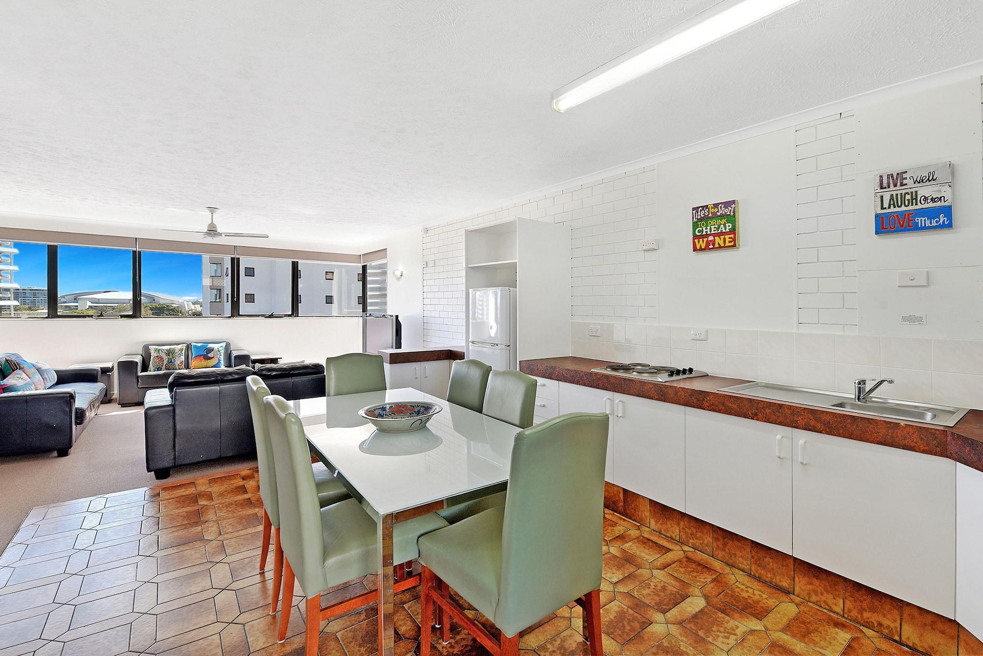 Broadbeach Travel Inn Apartments Gold Coast Exterior foto