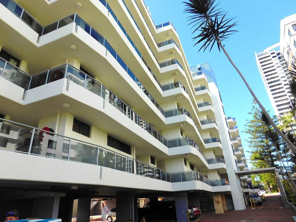 Broadbeach Travel Inn Apartments Gold Coast Exterior foto